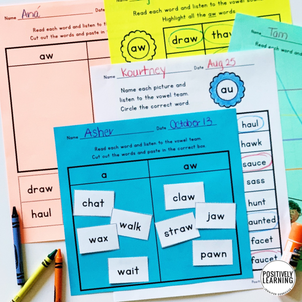 There are two teaching activities I ALWAYS use in my phonics intervention groups, especially with tricky sound-spellings like vowel diphthongs. Learn more about introducing new vowel sounds and checking for understanding. 